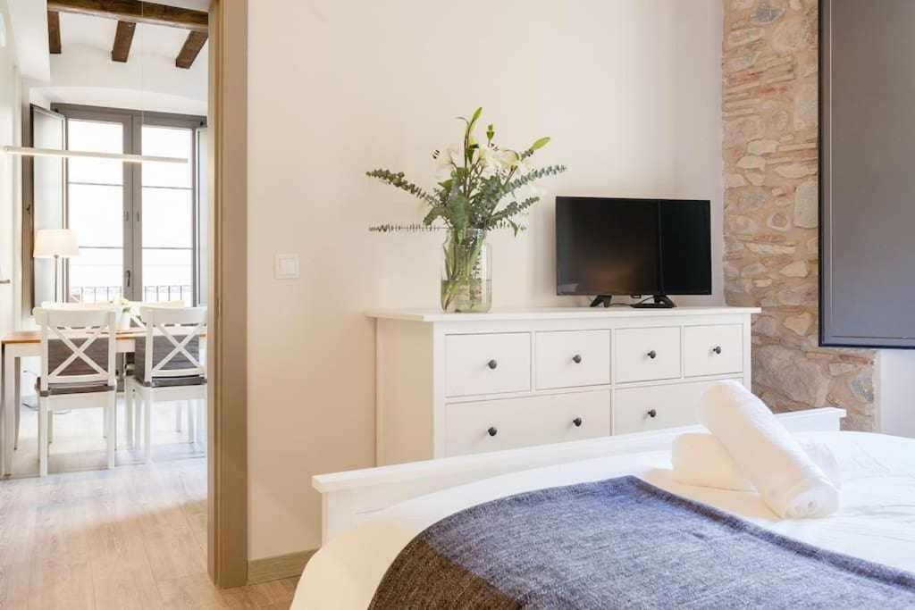 Sleep & Stay Home With Balcony Bonaventura 3 Girona Bagian luar foto