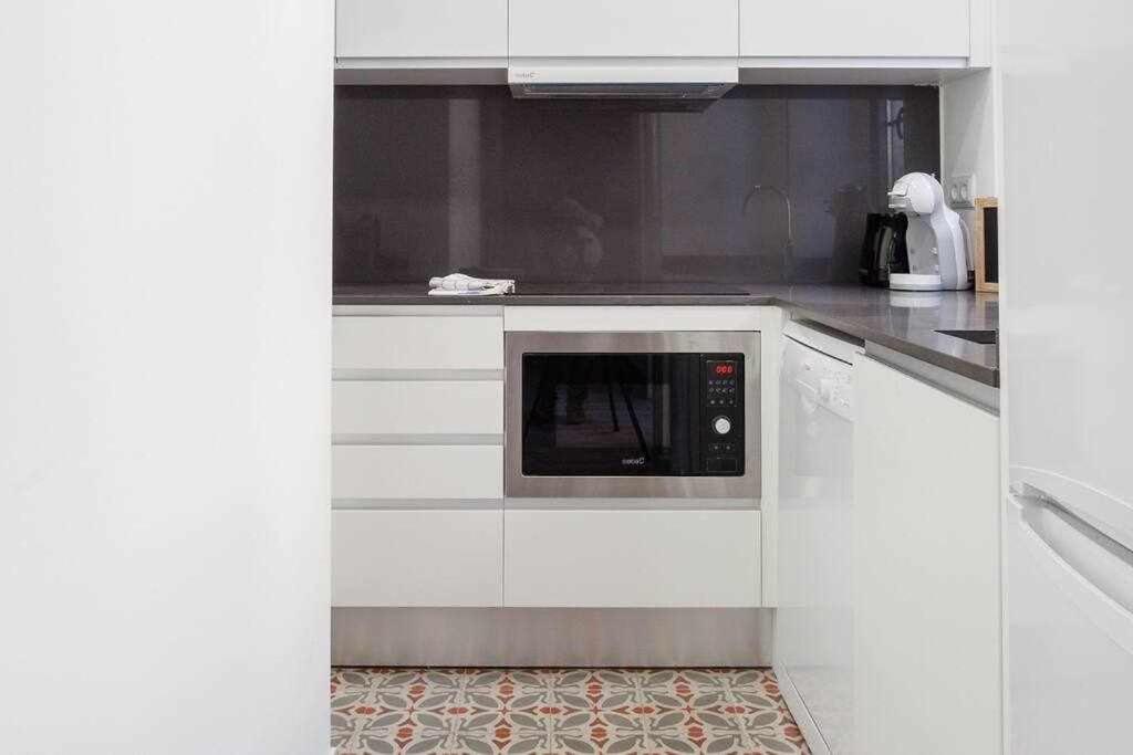 Sleep & Stay Home With Balcony Bonaventura 3 Girona Bagian luar foto