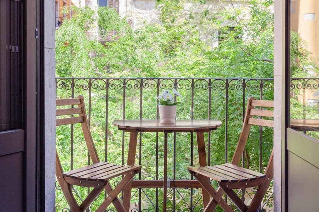 Sleep & Stay Home With Balcony Bonaventura 3 Girona Bagian luar foto