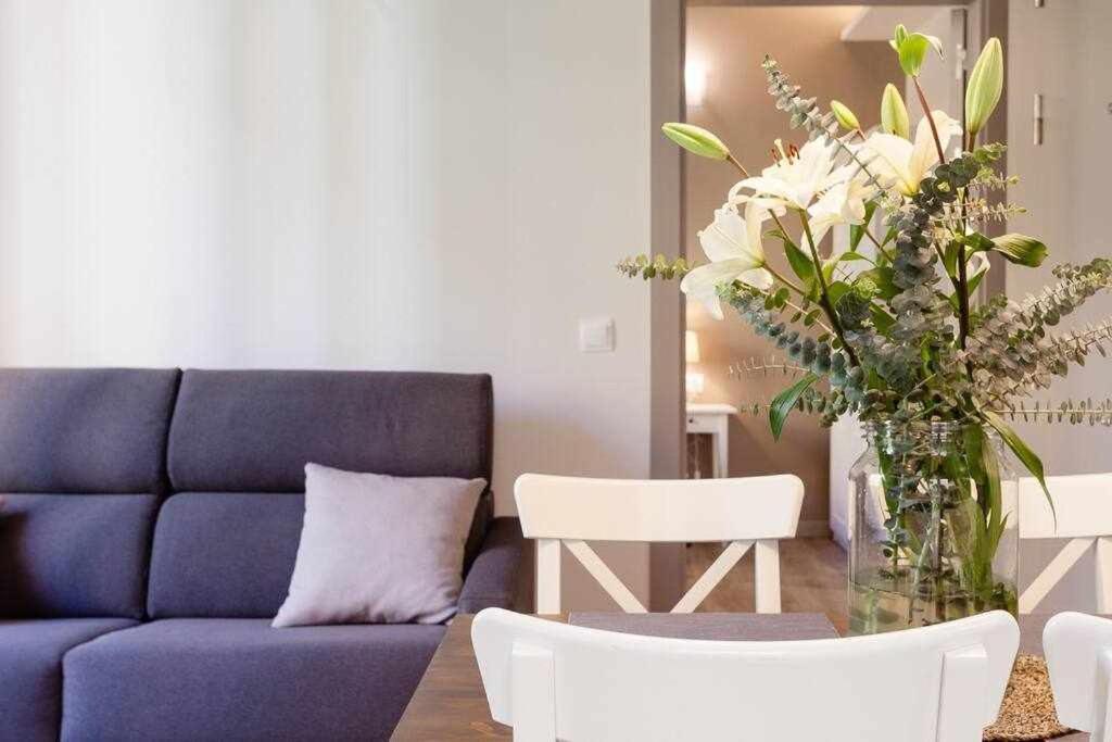 Sleep & Stay Home With Balcony Bonaventura 3 Girona Bagian luar foto